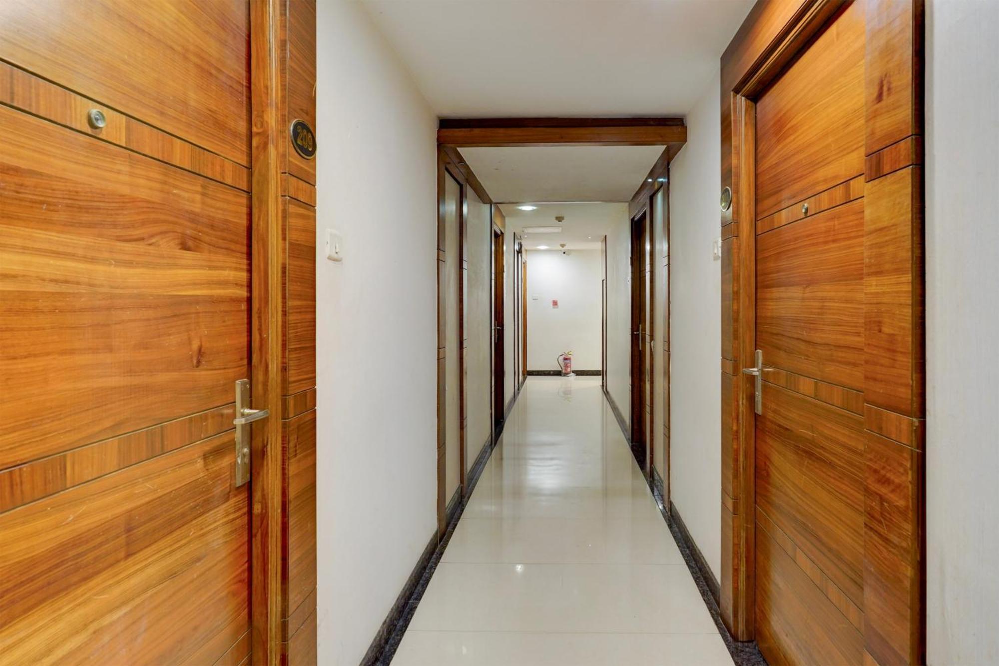 Super Townhouse Arcot Road Near Kauvery Hospital Chennai Ngoại thất bức ảnh